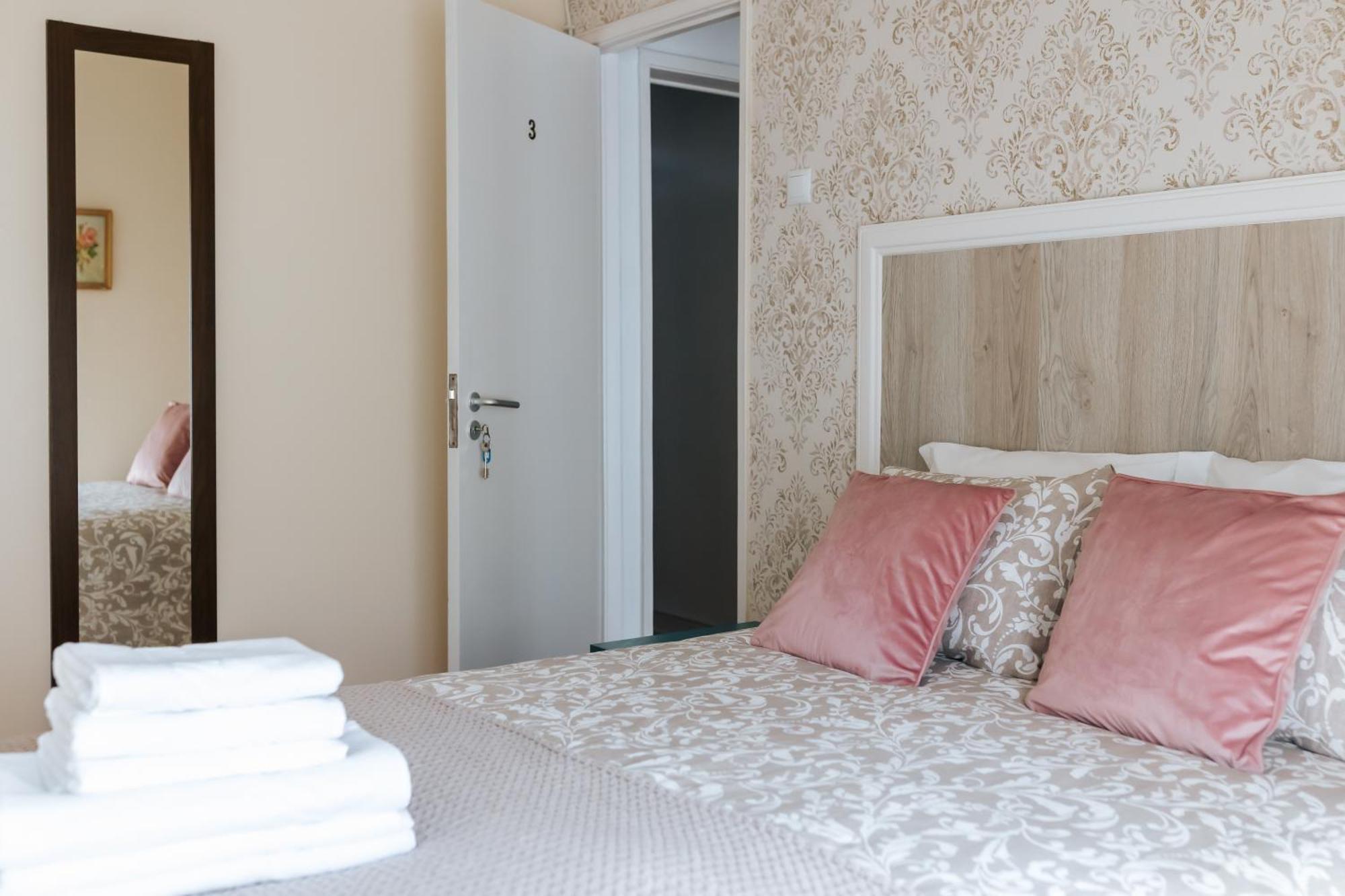 Aquilla Family 205 Homestay Lisbon